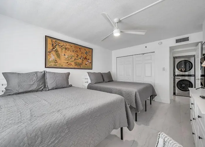Sandcastle 1 Unit 304 Clearwater Beach